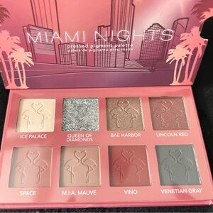 Miami night’s eyeshadow palette